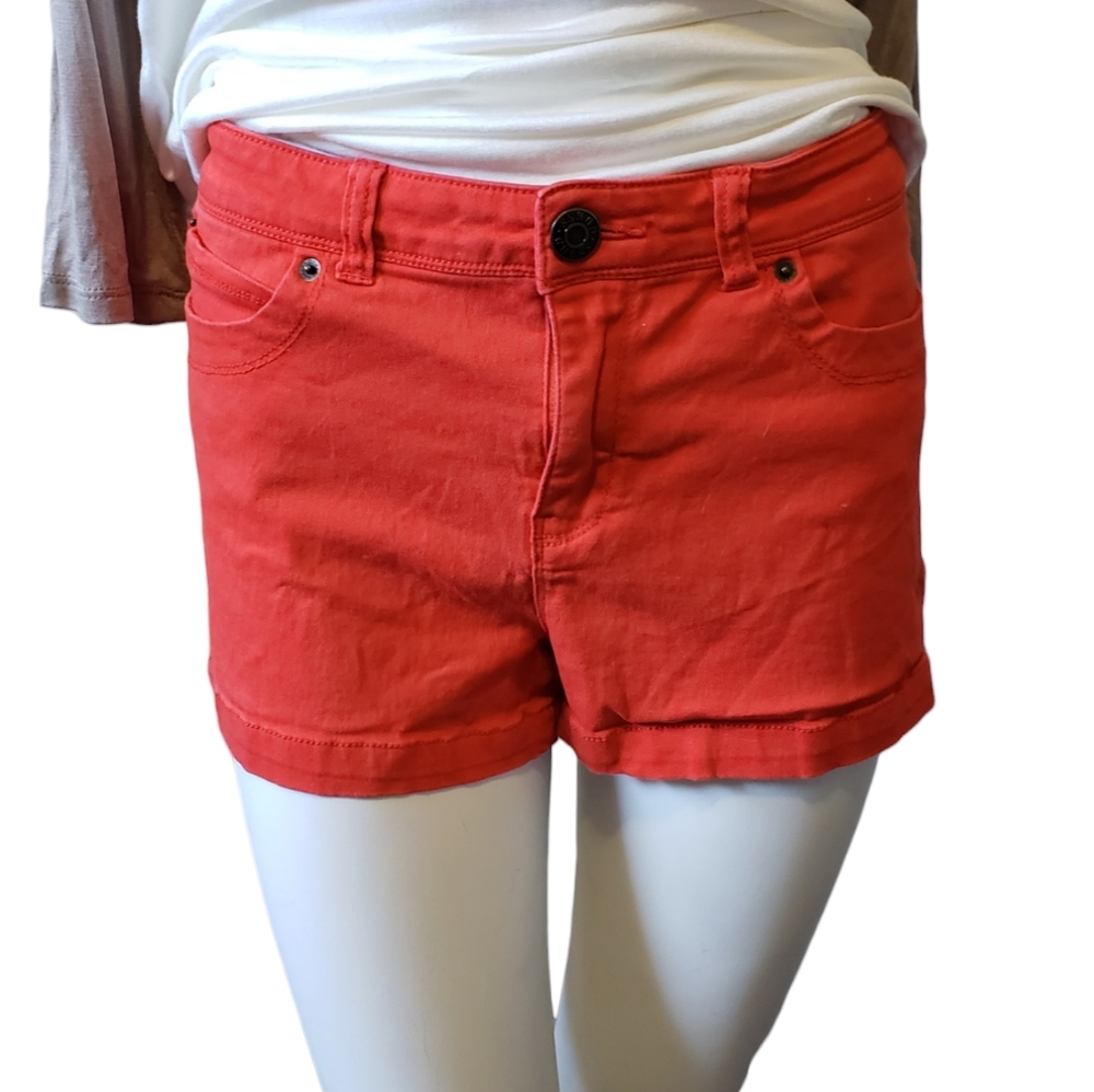 GUESS sz 30 red orange denim short jean shorts